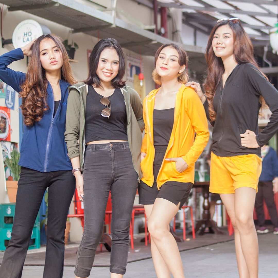 02 EL - 1920px - Petak Enam - Grup Talent Starhub by KK -l